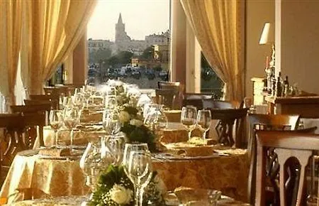 Tronas & 5* Αλγκέρο
